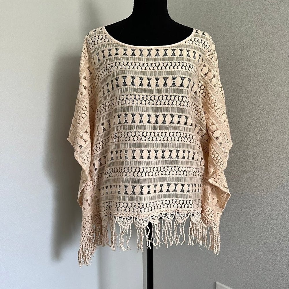 Jodifl Fringed Knit Tunic Top